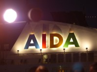 AIDA-Schriftzug-Mond