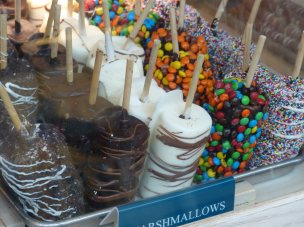 New_Orleans-Mall-Marshmallow-1