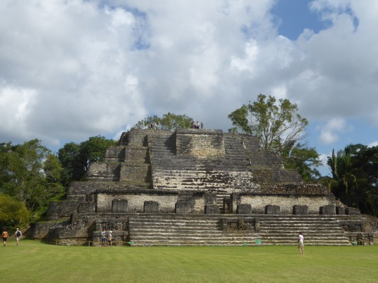 belize-maya-altun_ha-tempel-3
