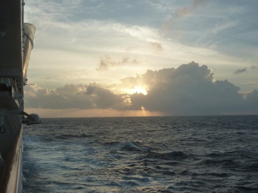 Karibik-Seetag-Meer-Sonnenaufgang-1